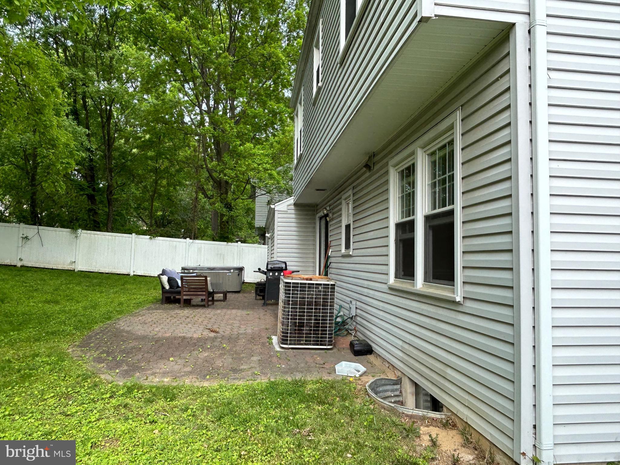 FRANKLIN PARK - Residential Lease