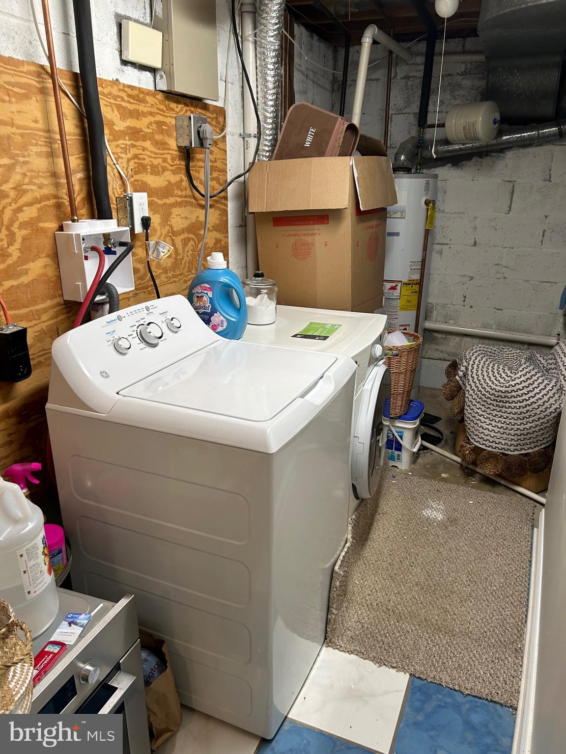 FRANKLIN PARK - Residential Lease