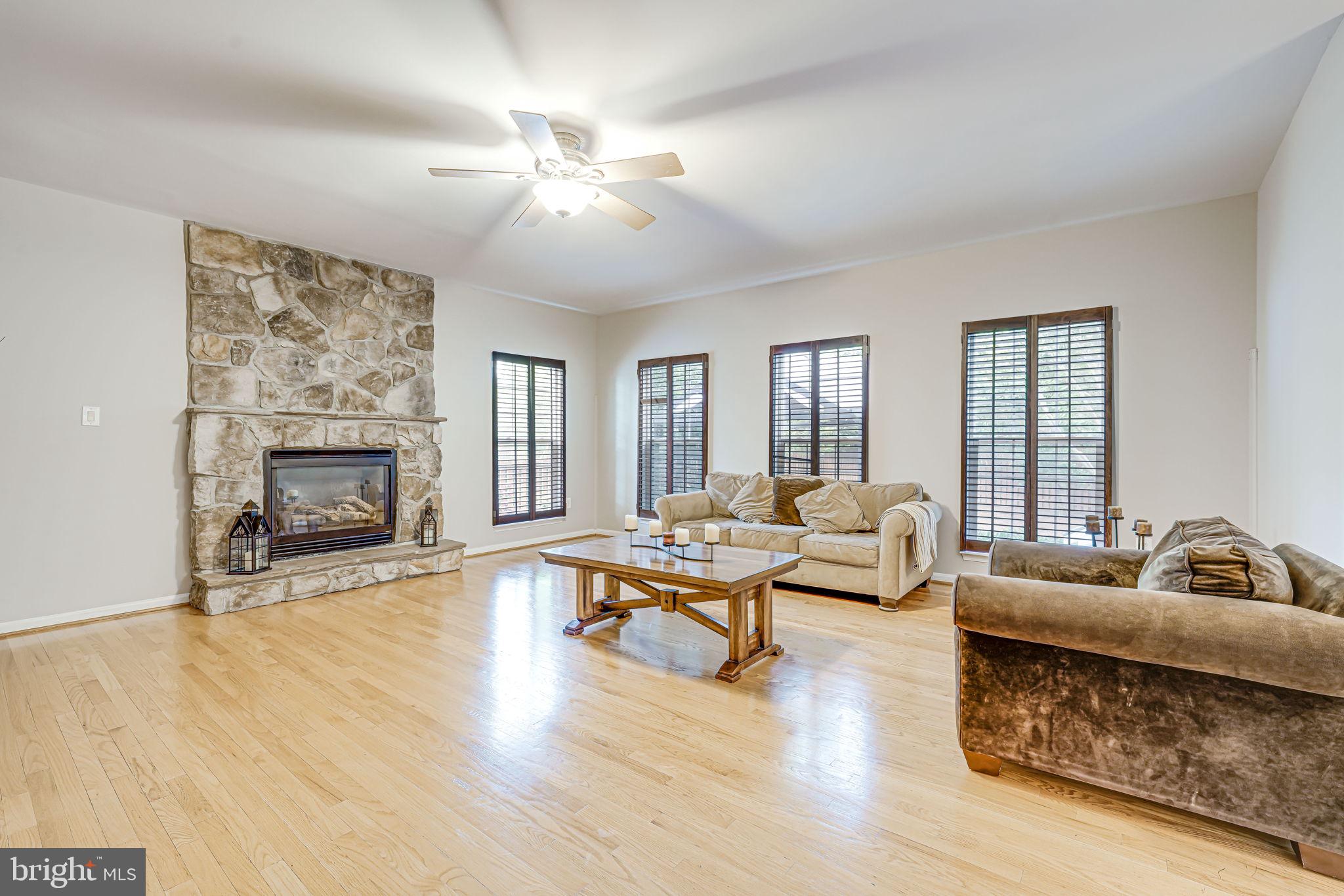 8623 AIRWICK LANE