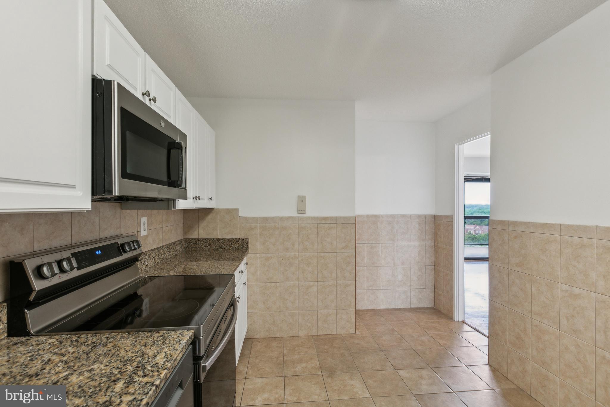 WATERGATE AT LANDMARK - Residential