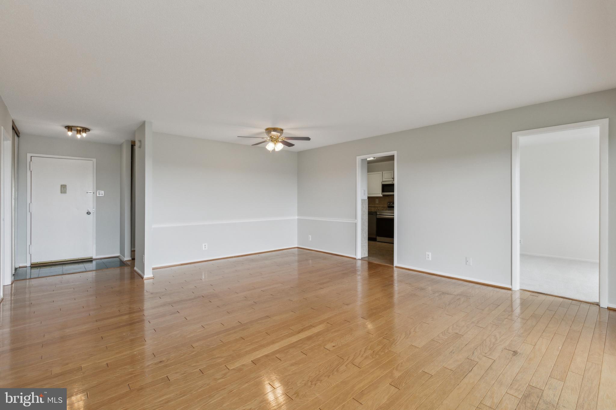 WATERGATE AT LANDMARK - Residential