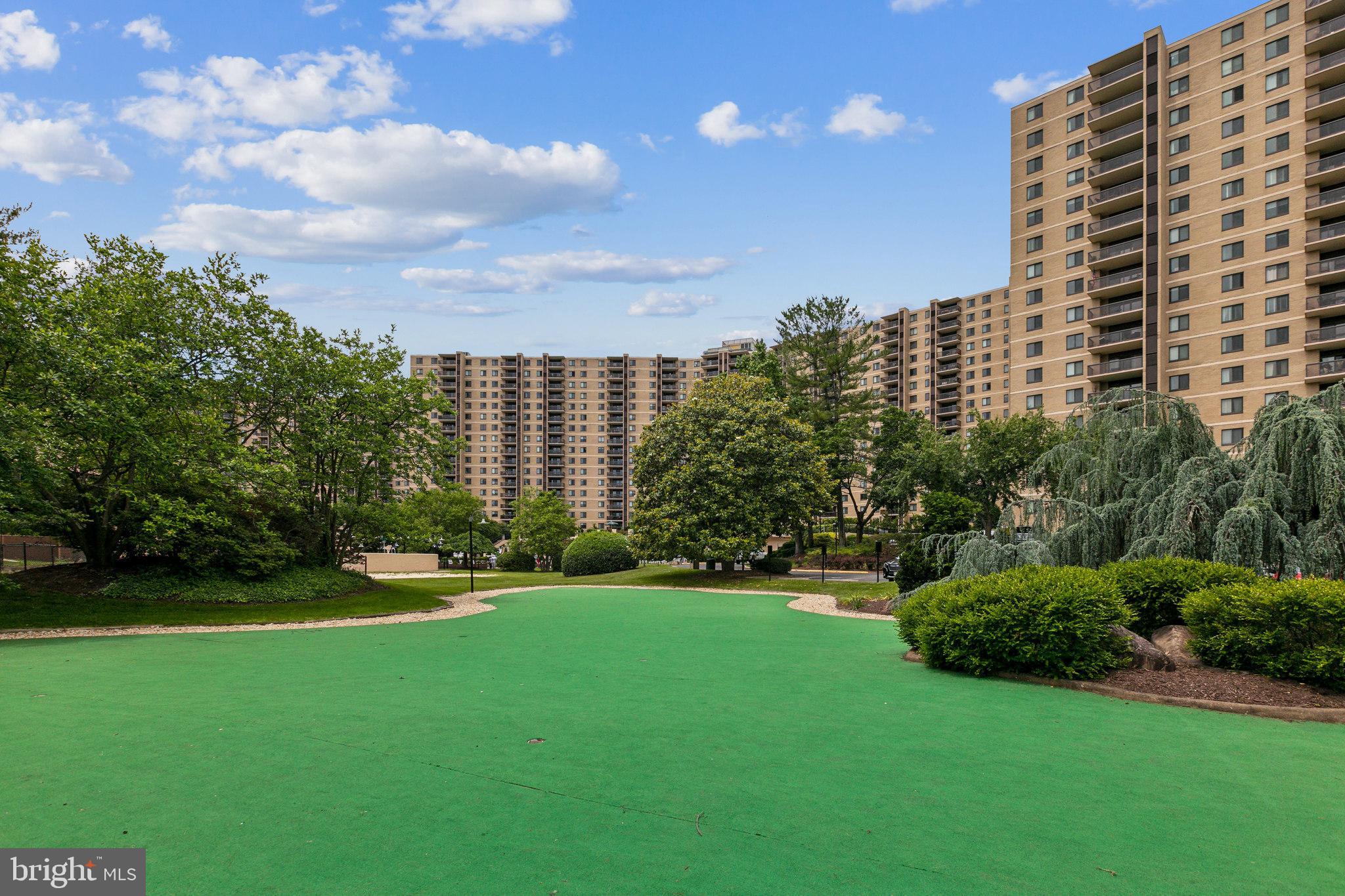 WATERGATE AT LANDMARK - Residential