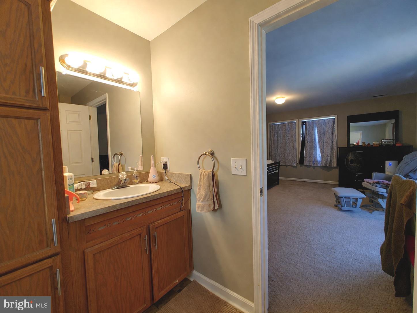 CABIN POINT - Residential