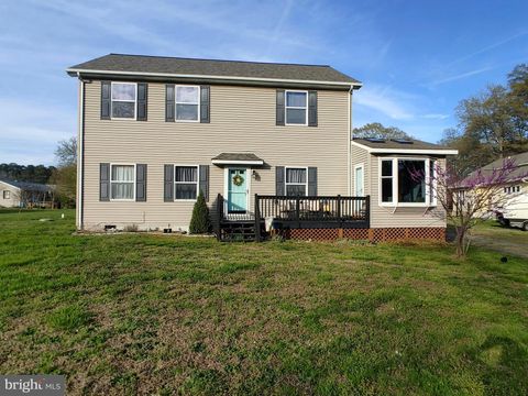 Homes For Sale - 125 Kings Orchard Lane<br/> MONTROSS, VA 22520