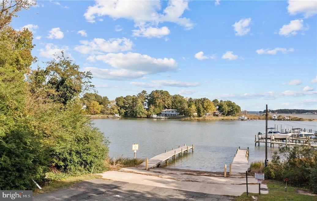 CABIN POINT - Residential