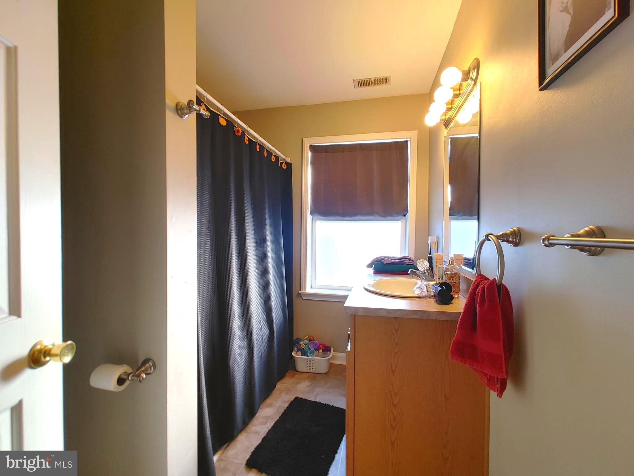 CABIN POINT - Residential