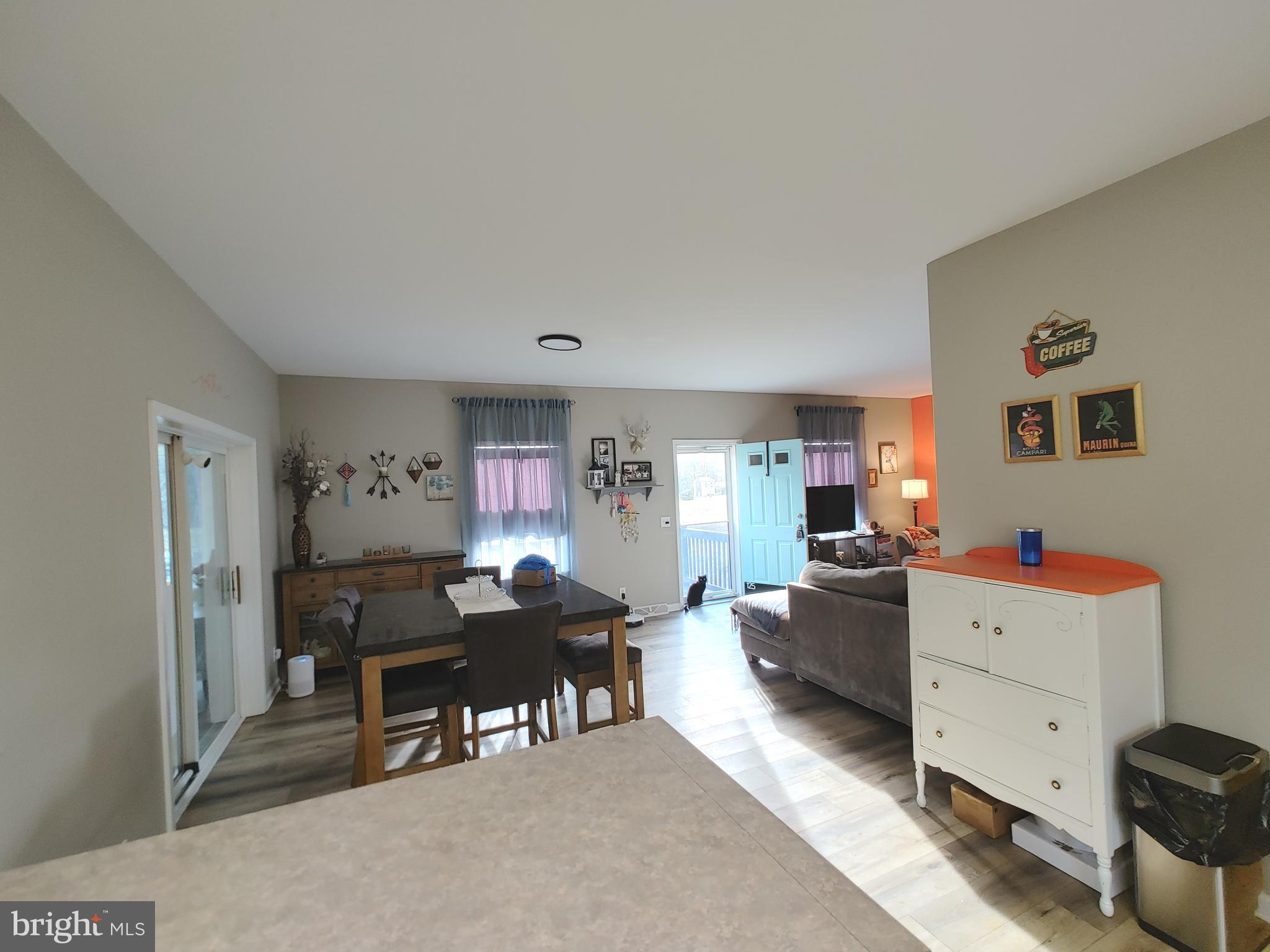 CABIN POINT - Residential