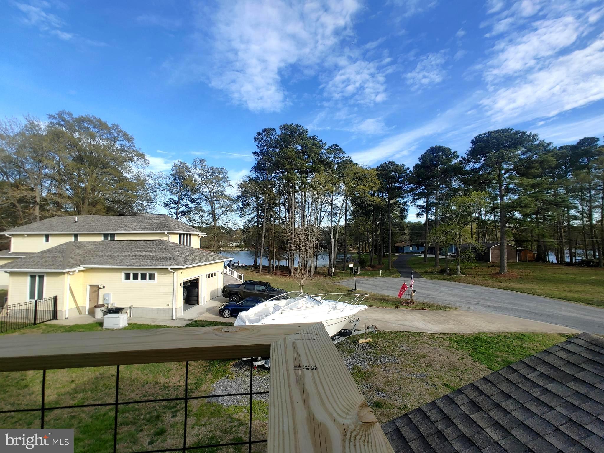 CABIN POINT - Residential