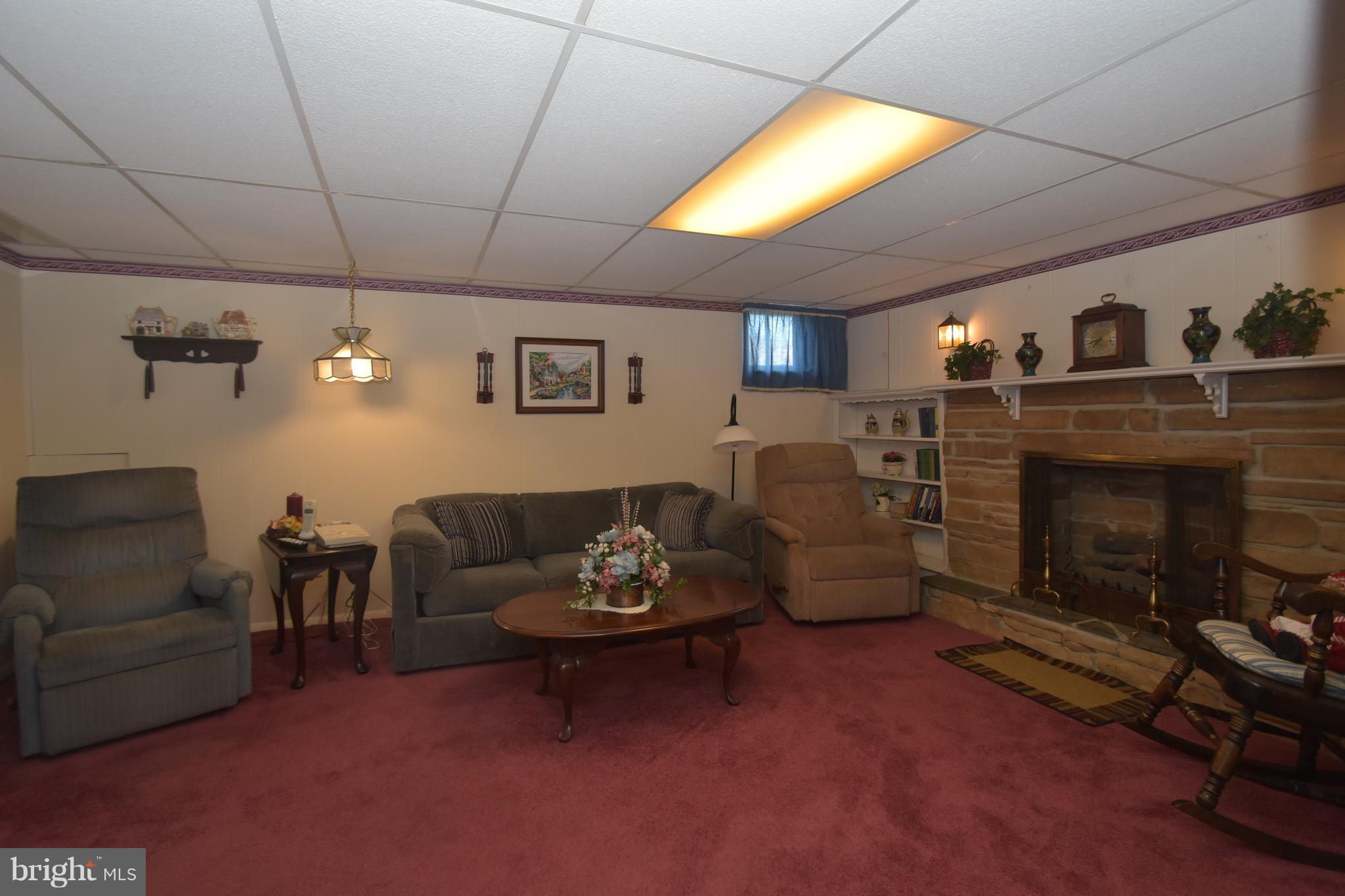 ARBOUR MANOR - Residential