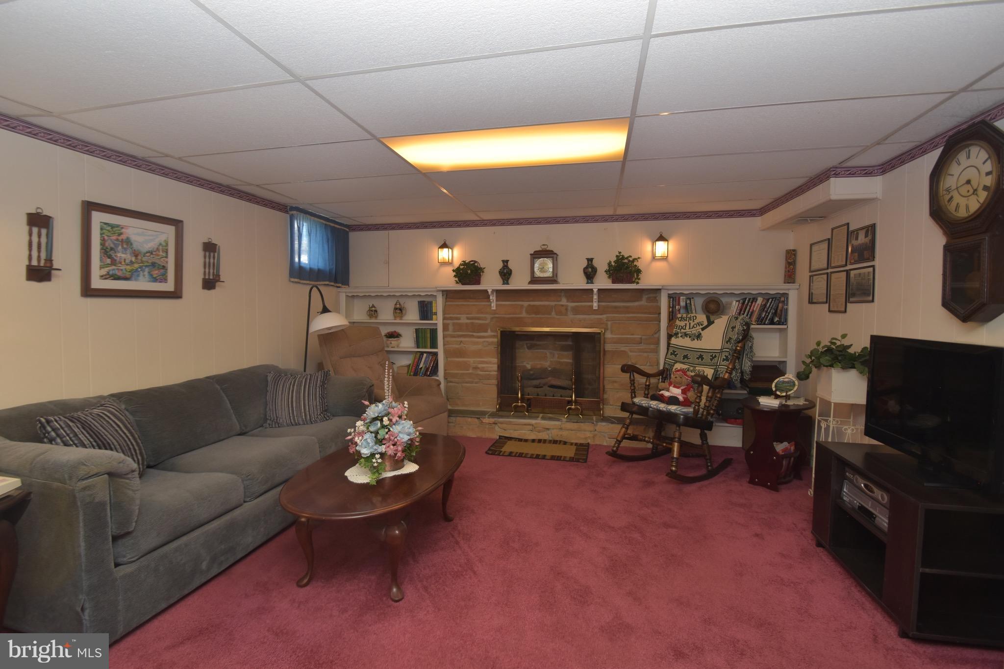 ARBOUR MANOR - Residential