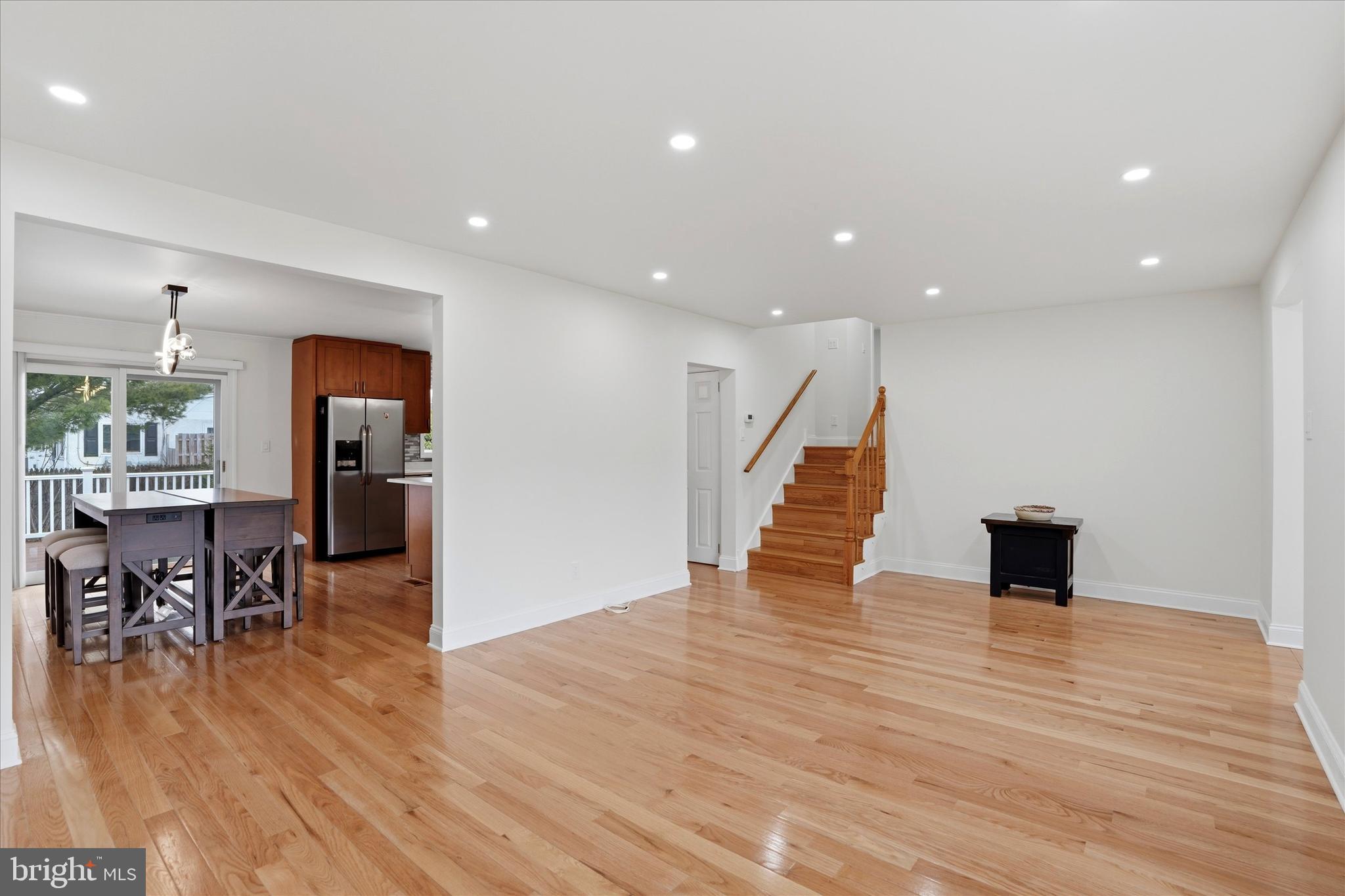 MEADOWLANDS MANOR - Residential