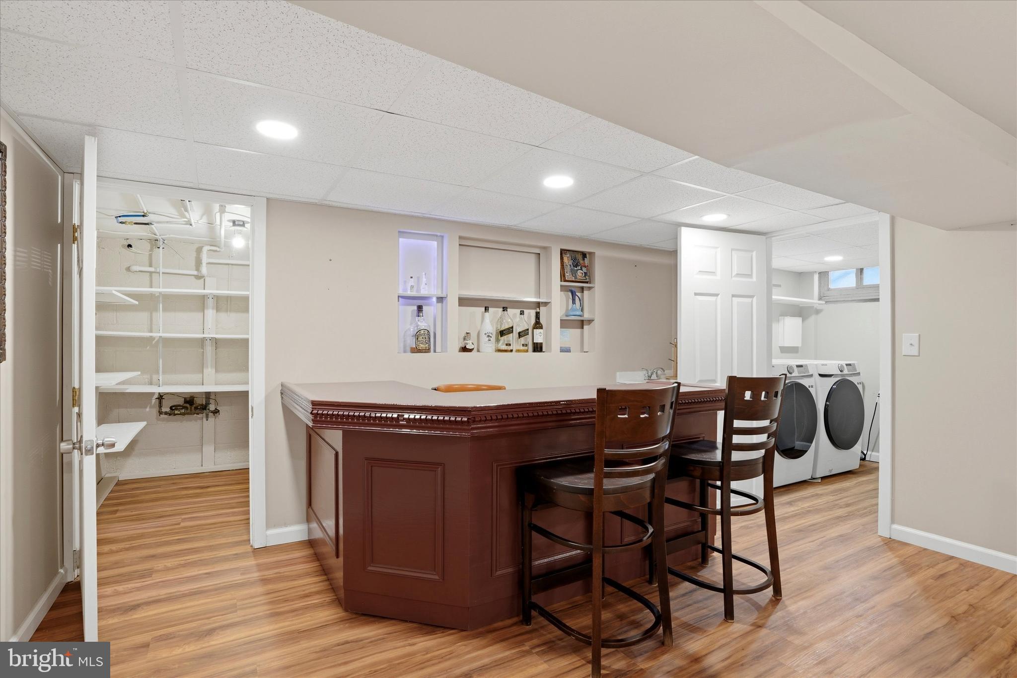 MEADOWLANDS MANOR - Residential