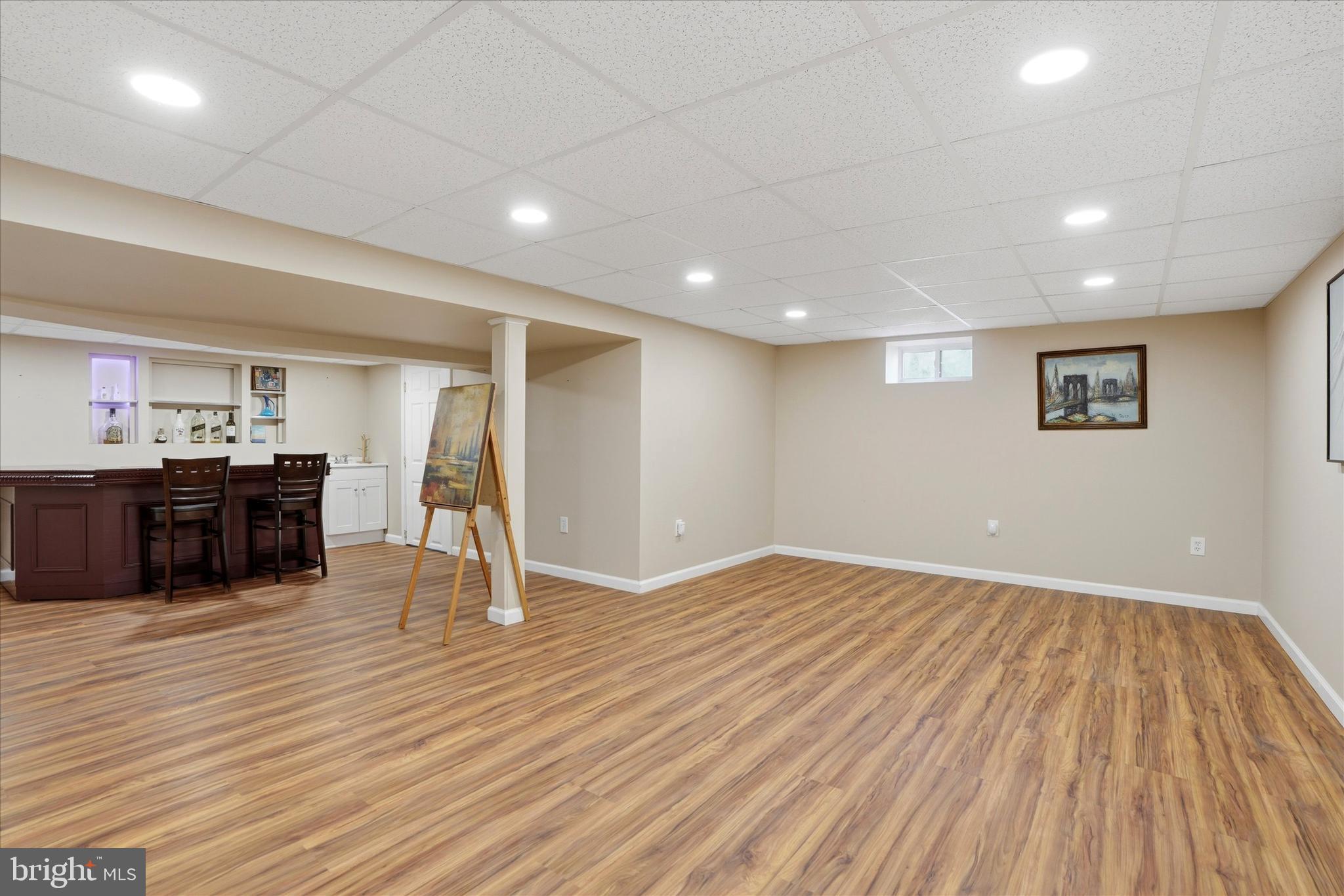 MEADOWLANDS MANOR - Residential