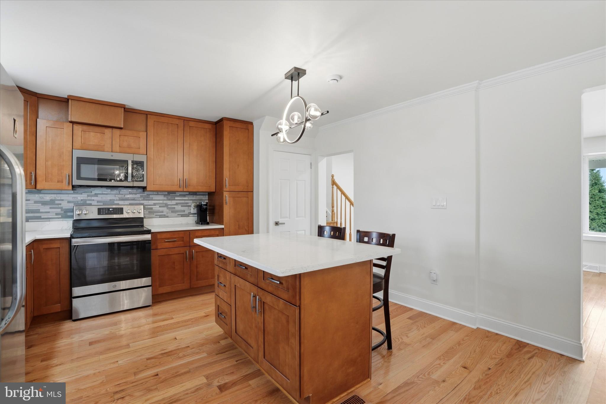 MEADOWLANDS MANOR - Residential