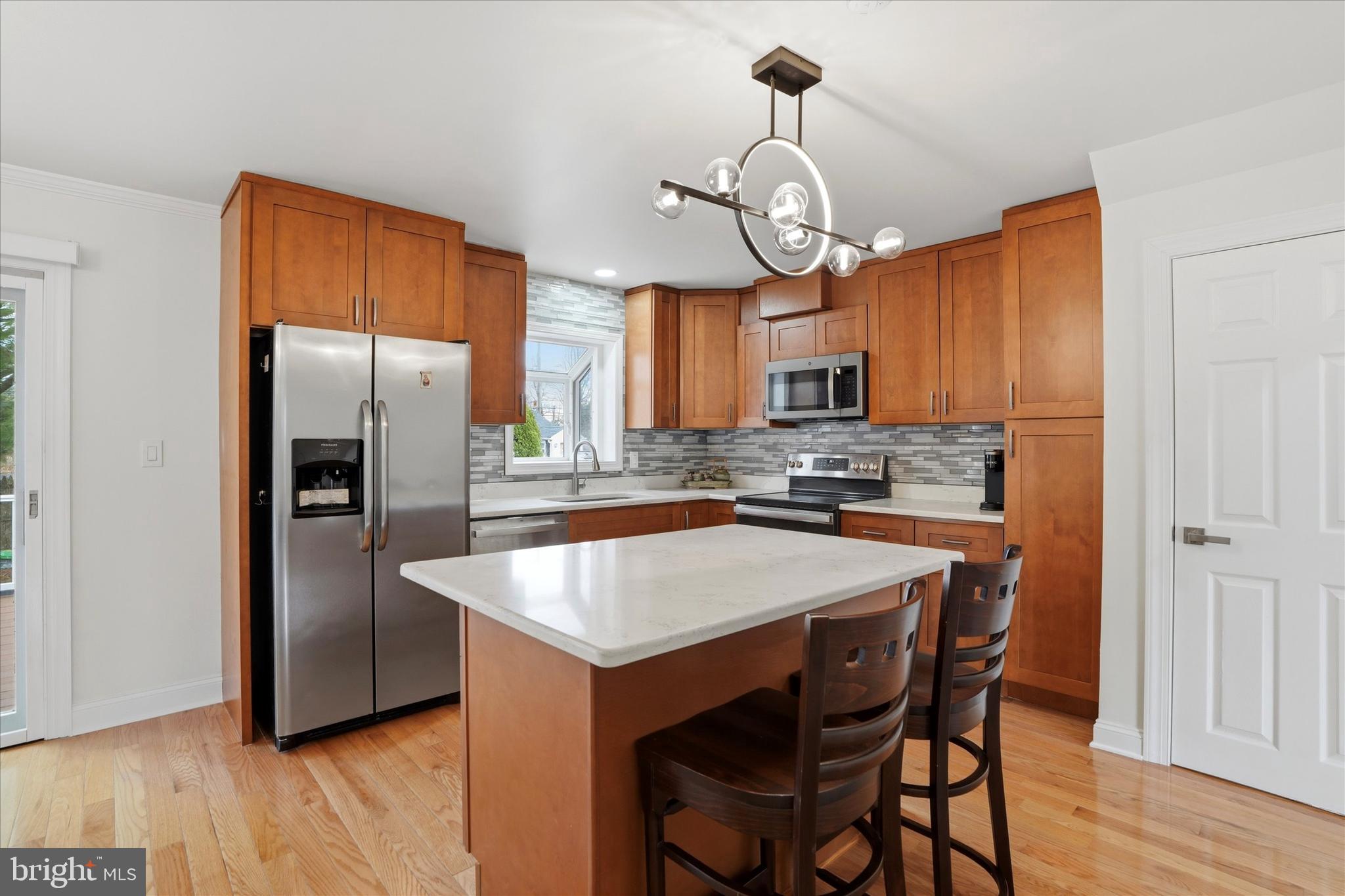 MEADOWLANDS MANOR - Residential