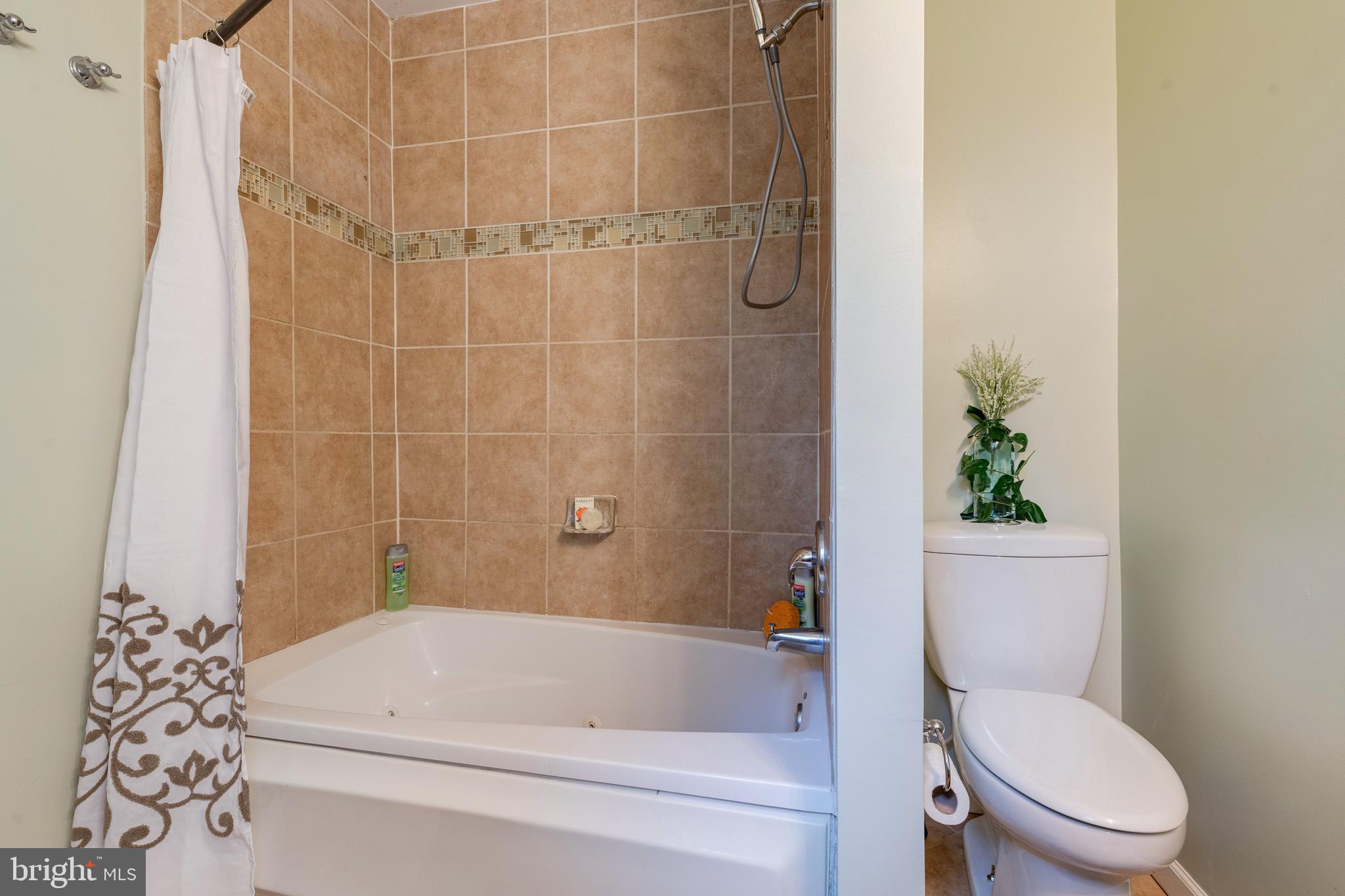 WEST ARLINGTON - Residential