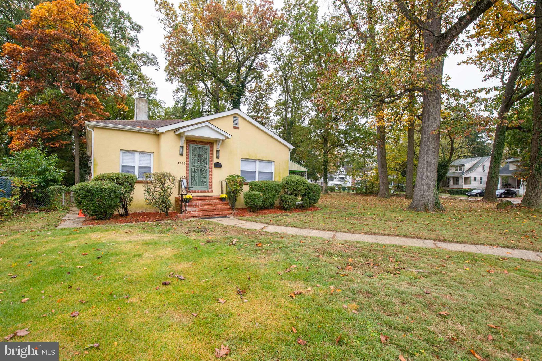 WEST ARLINGTON - Residential