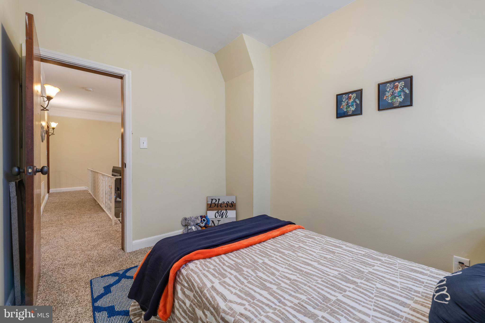 WEST ARLINGTON - Residential