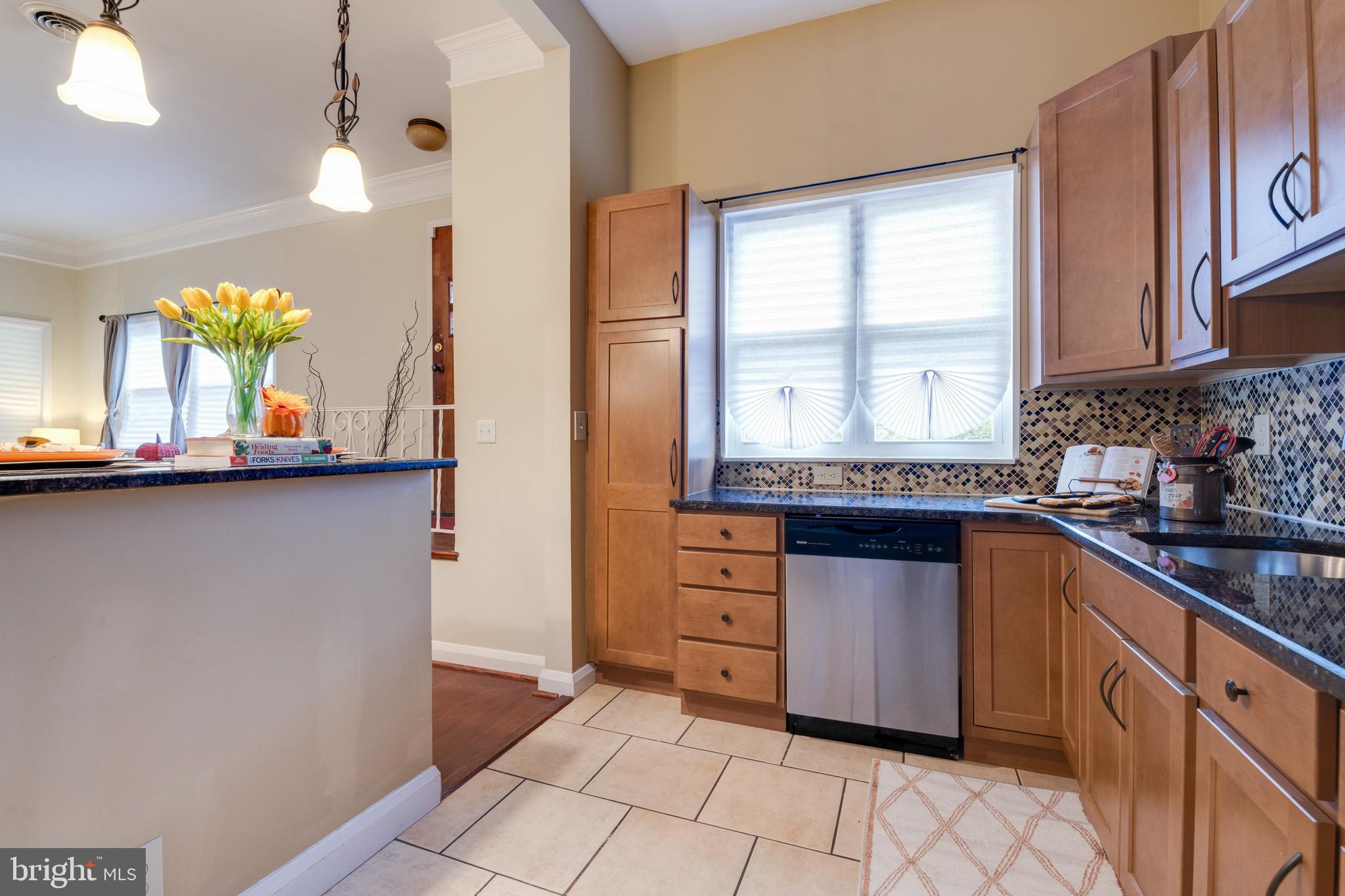 WEST ARLINGTON - Residential