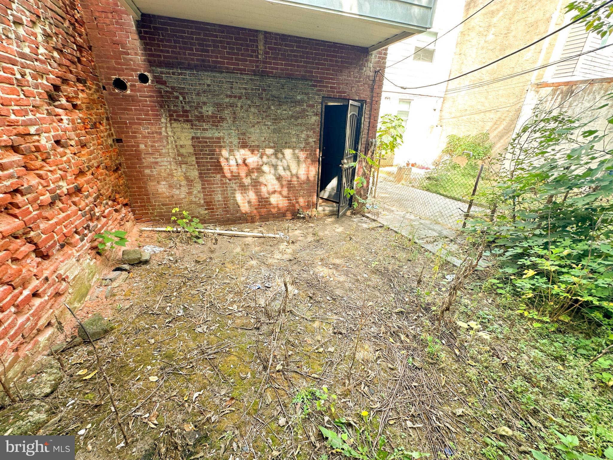 FRANKFORD - Residential Lease