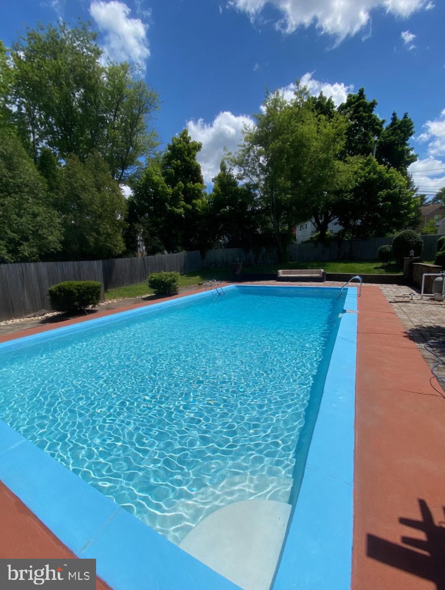 NORRITON EAST - Residential