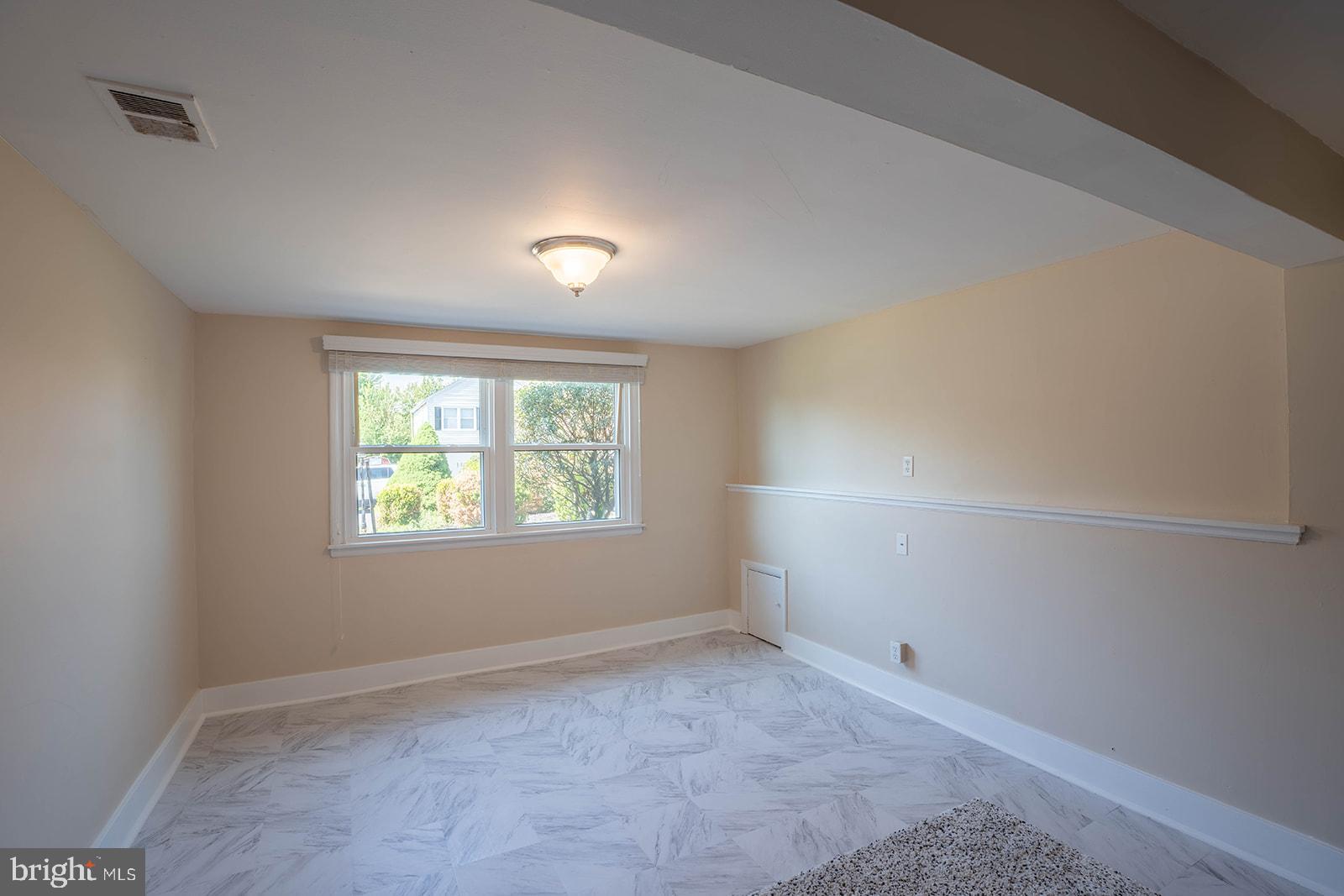 NORRITON EAST - Residential