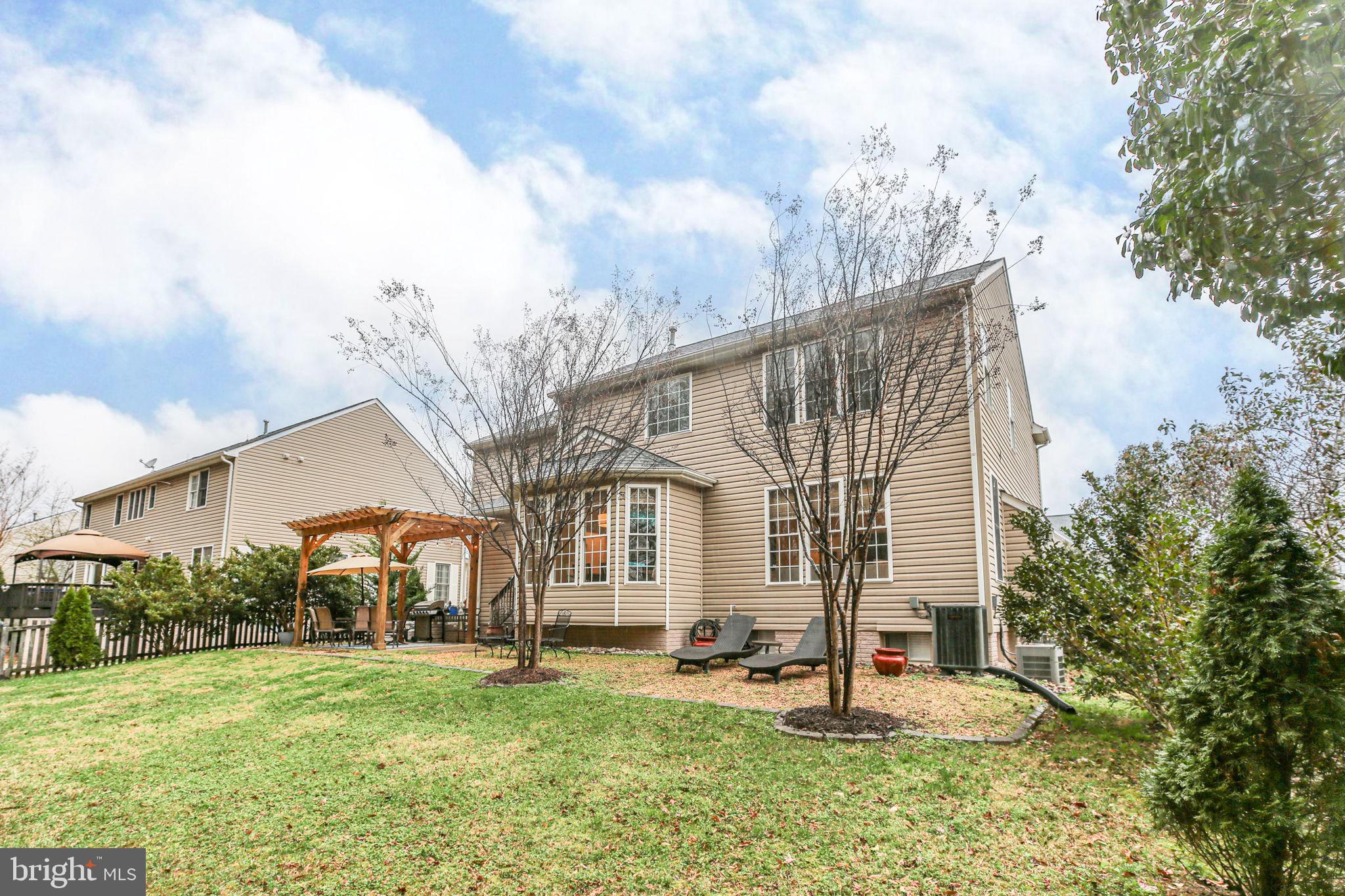 PELHAM'S CROSSING - Residential