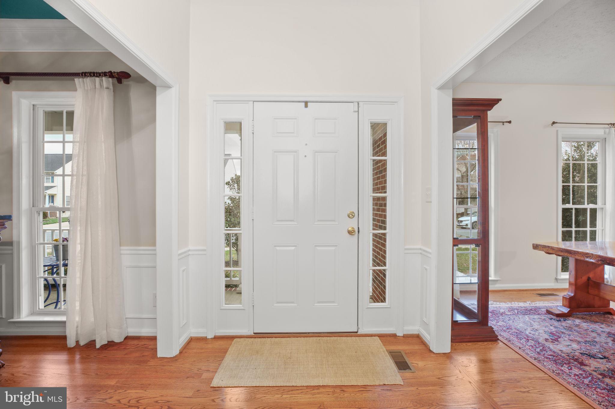 10215 NAPOLEON STREET