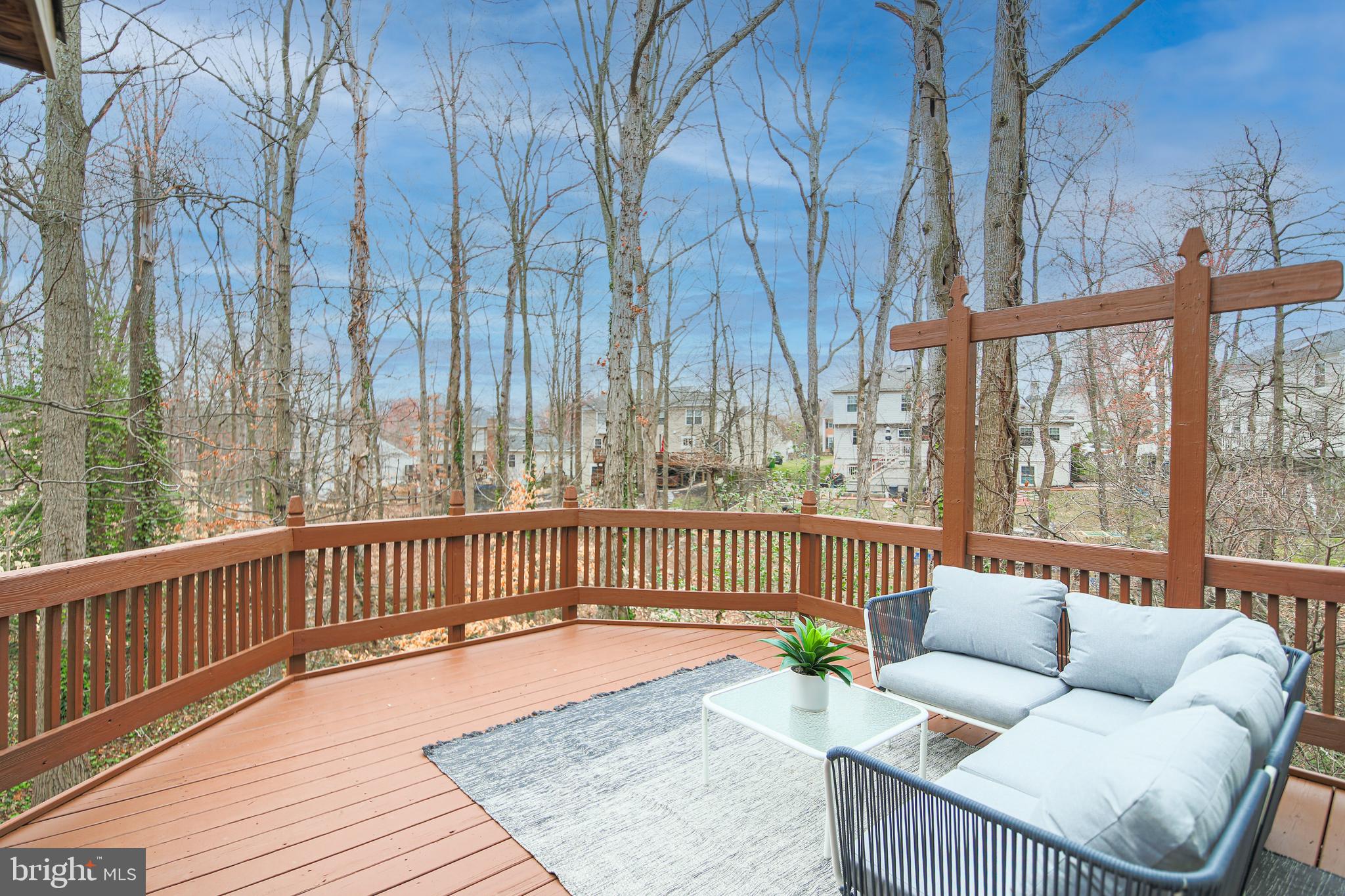 LAKE RIDGE - Residential