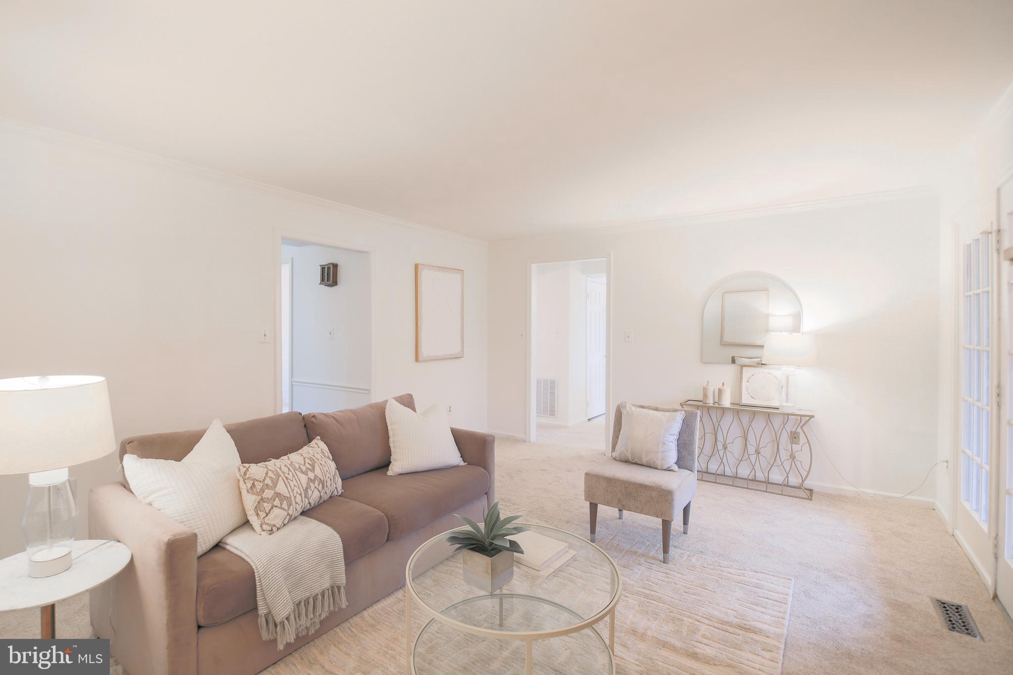 LAKE RIDGE - Residential