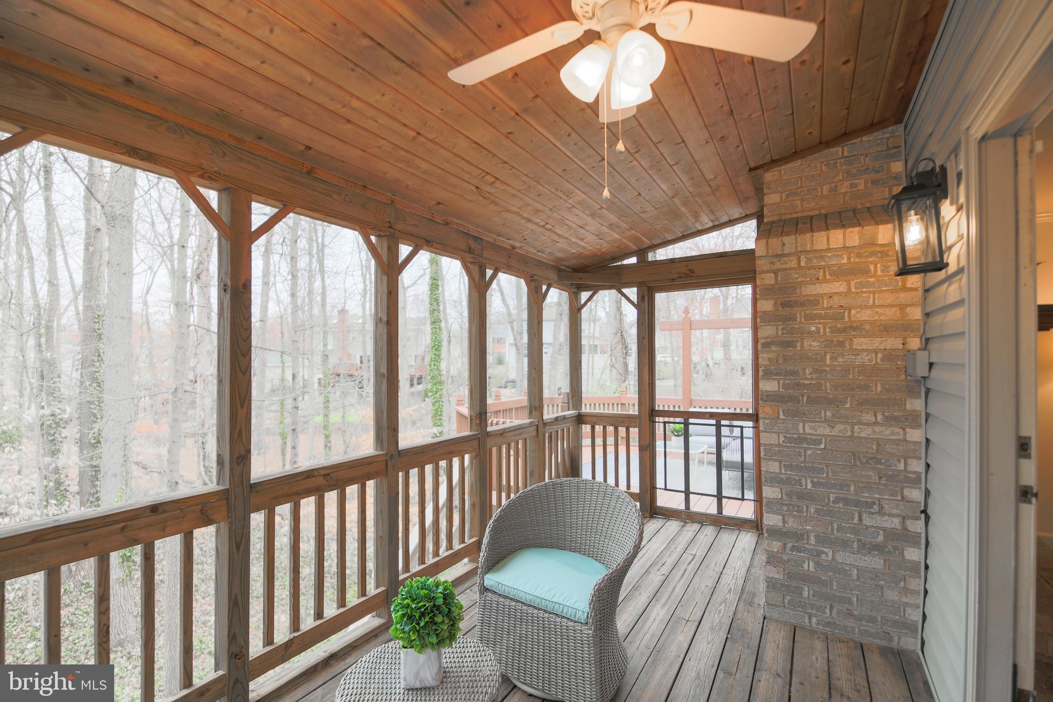 LAKE RIDGE - Residential