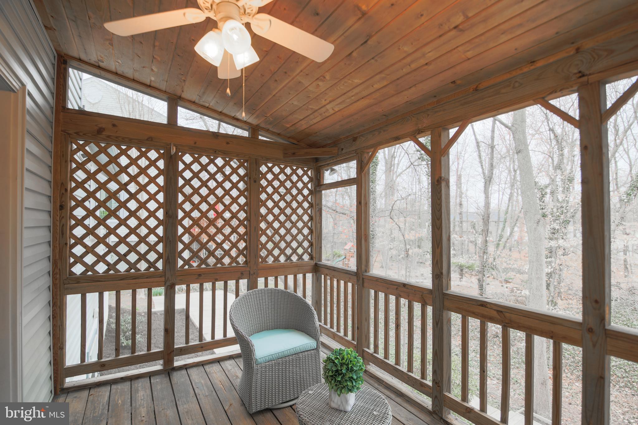 LAKE RIDGE - Residential