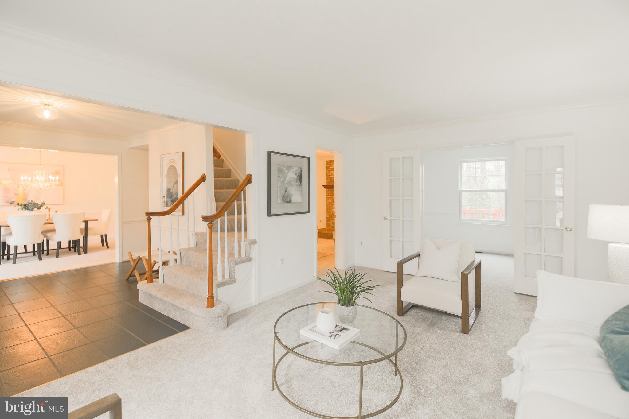 LAKE RIDGE - Residential