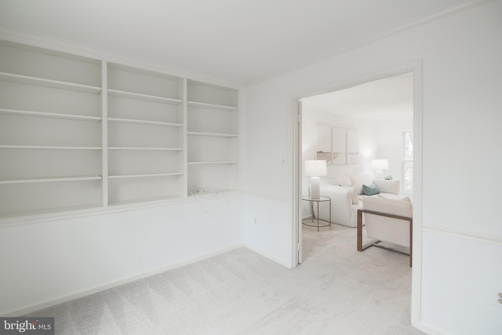 LAKE RIDGE - Residential