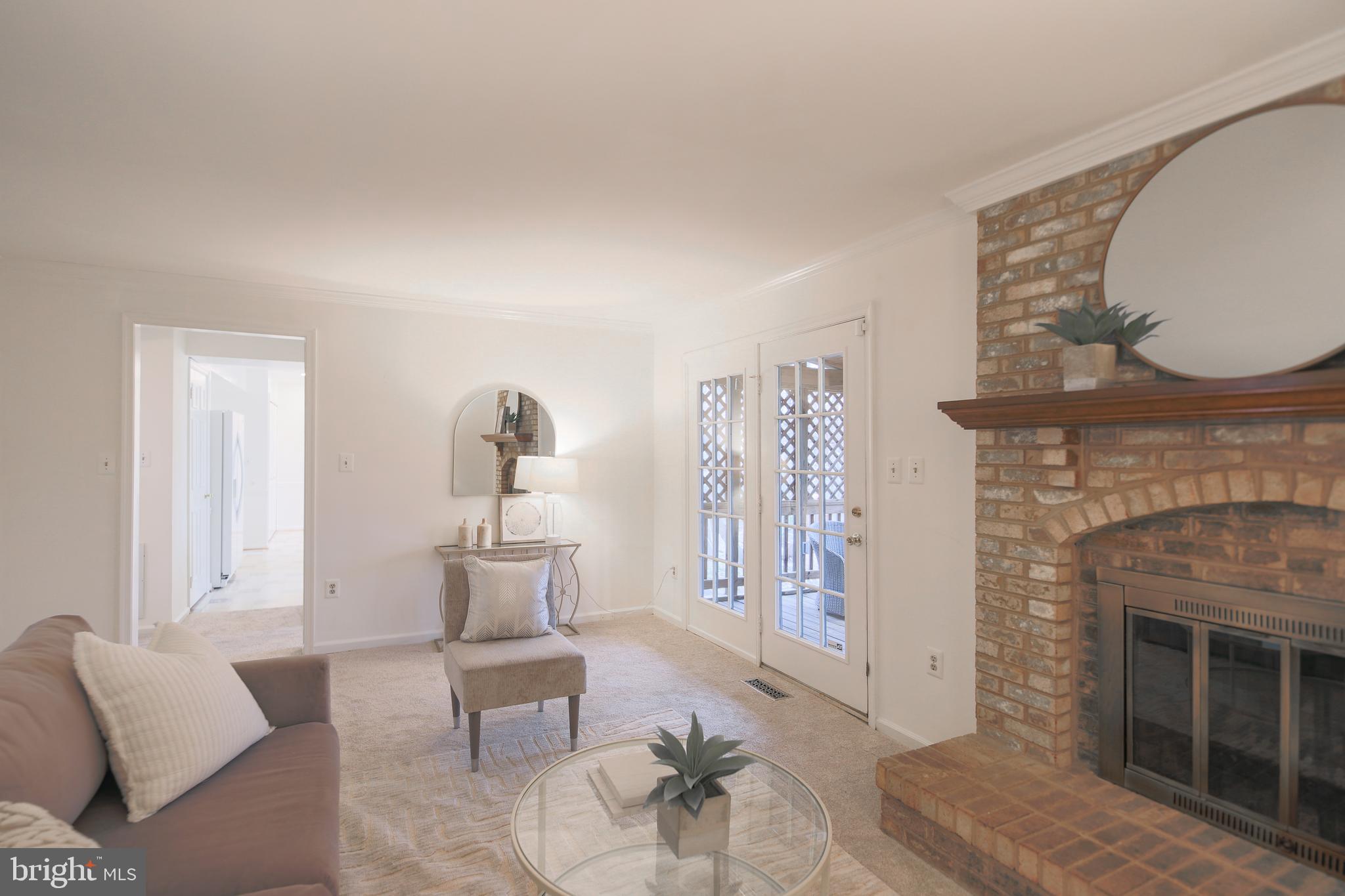 LAKE RIDGE - Residential