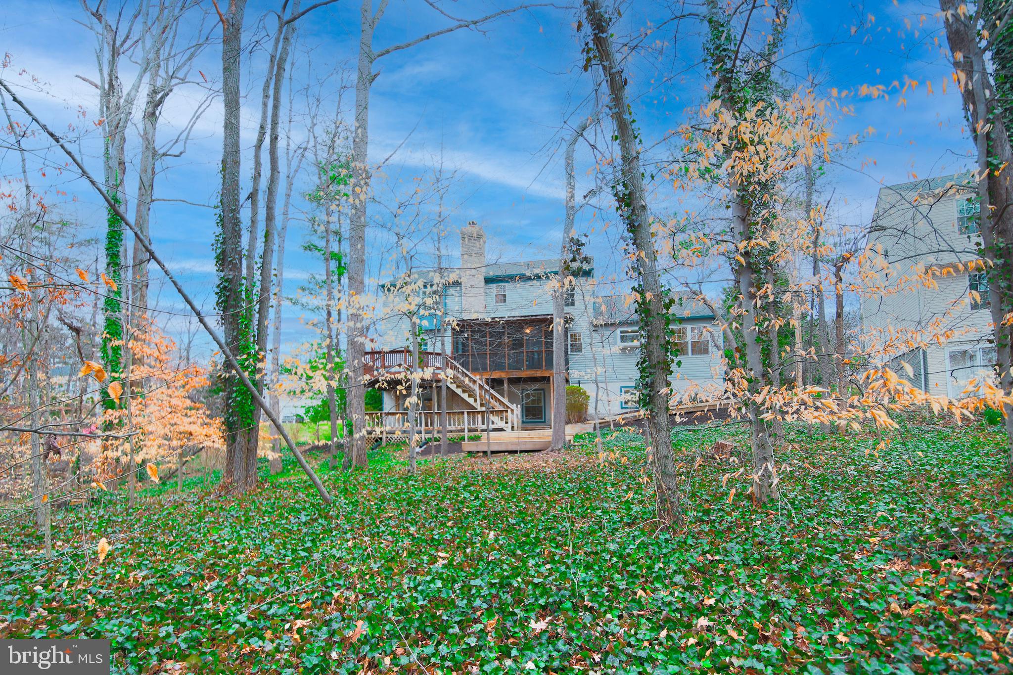 LAKE RIDGE - Residential