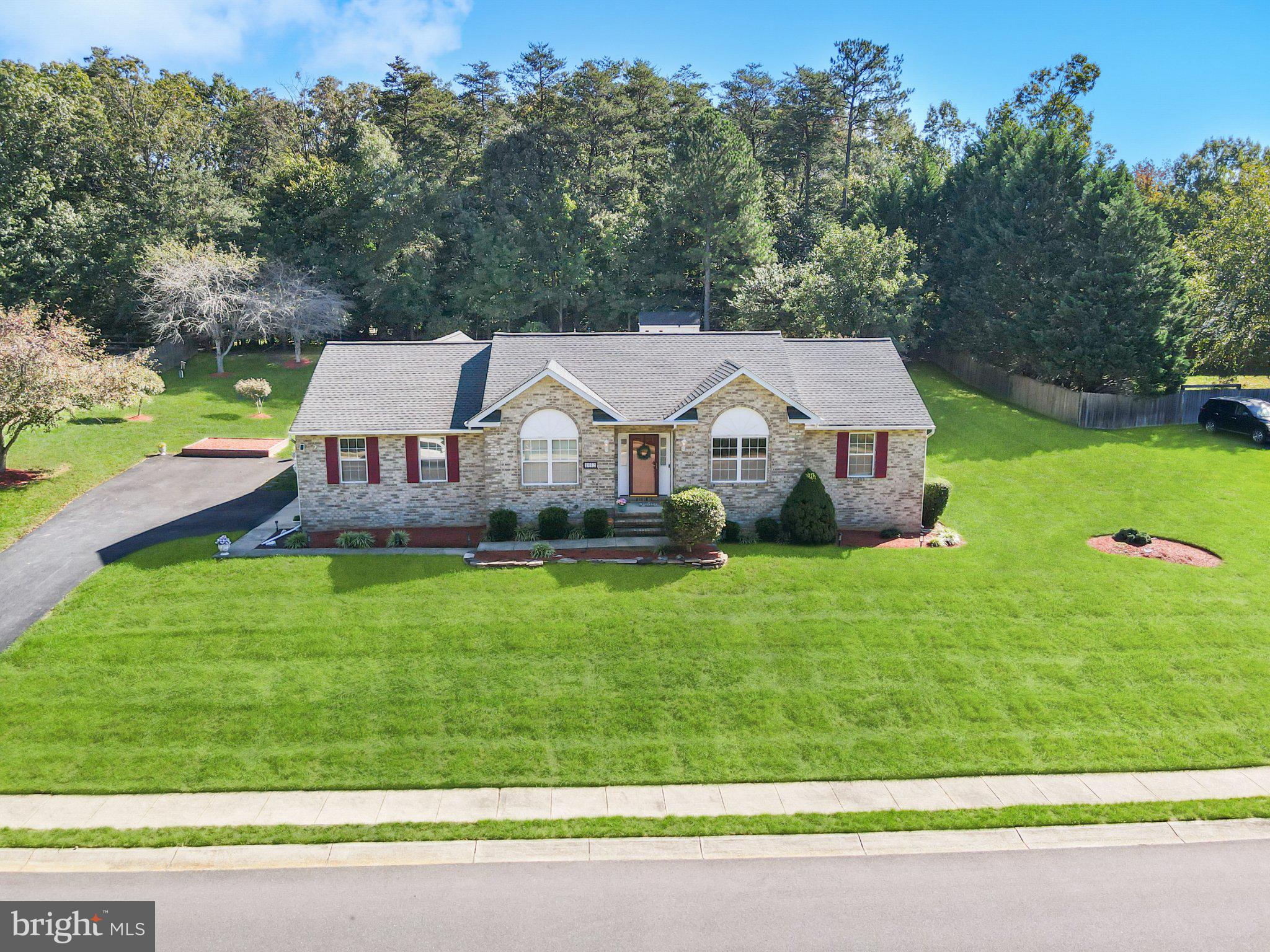1032 NORFOLK DR DRIVE