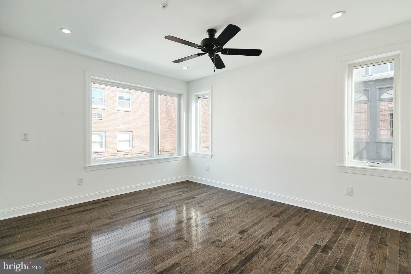 SPRING GARDEN - Residential Lease