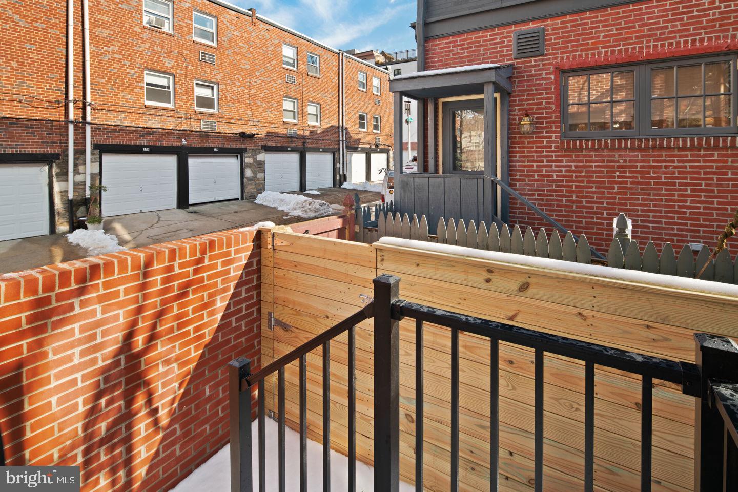 SPRING GARDEN - Residential Lease