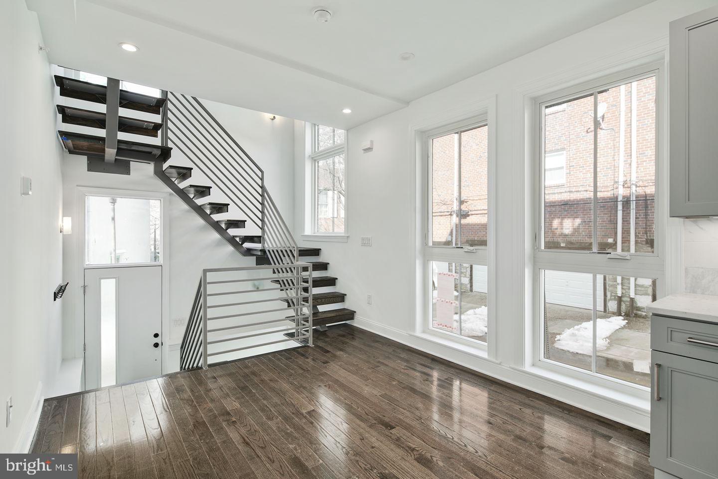 SPRING GARDEN - Residential Lease