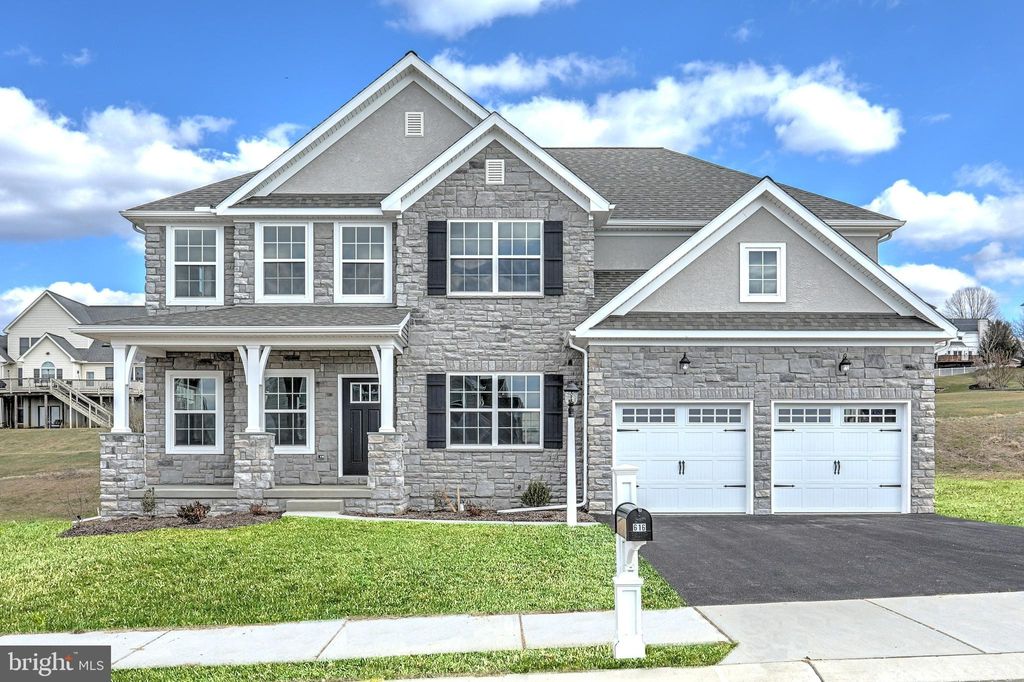 Photo of 660 Lawrence Boulevard #PARKER, LANCASTER, PA 17601 (MLS # PALA2022596)