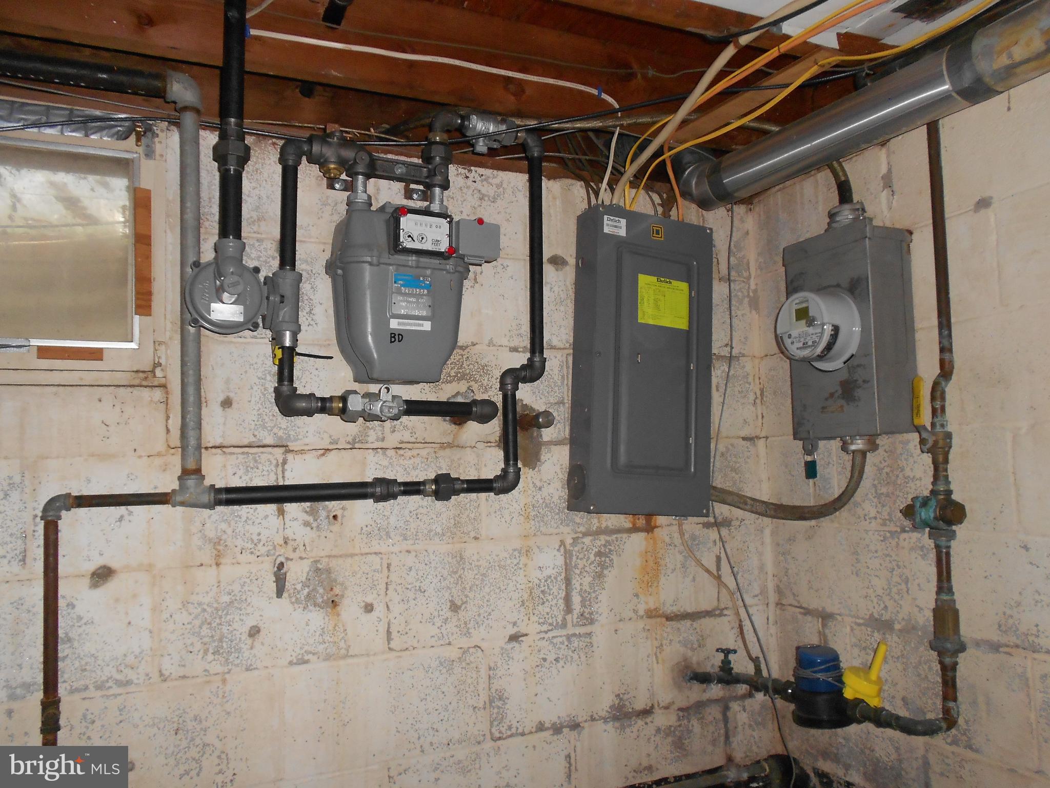 FAIRMONT - Residential