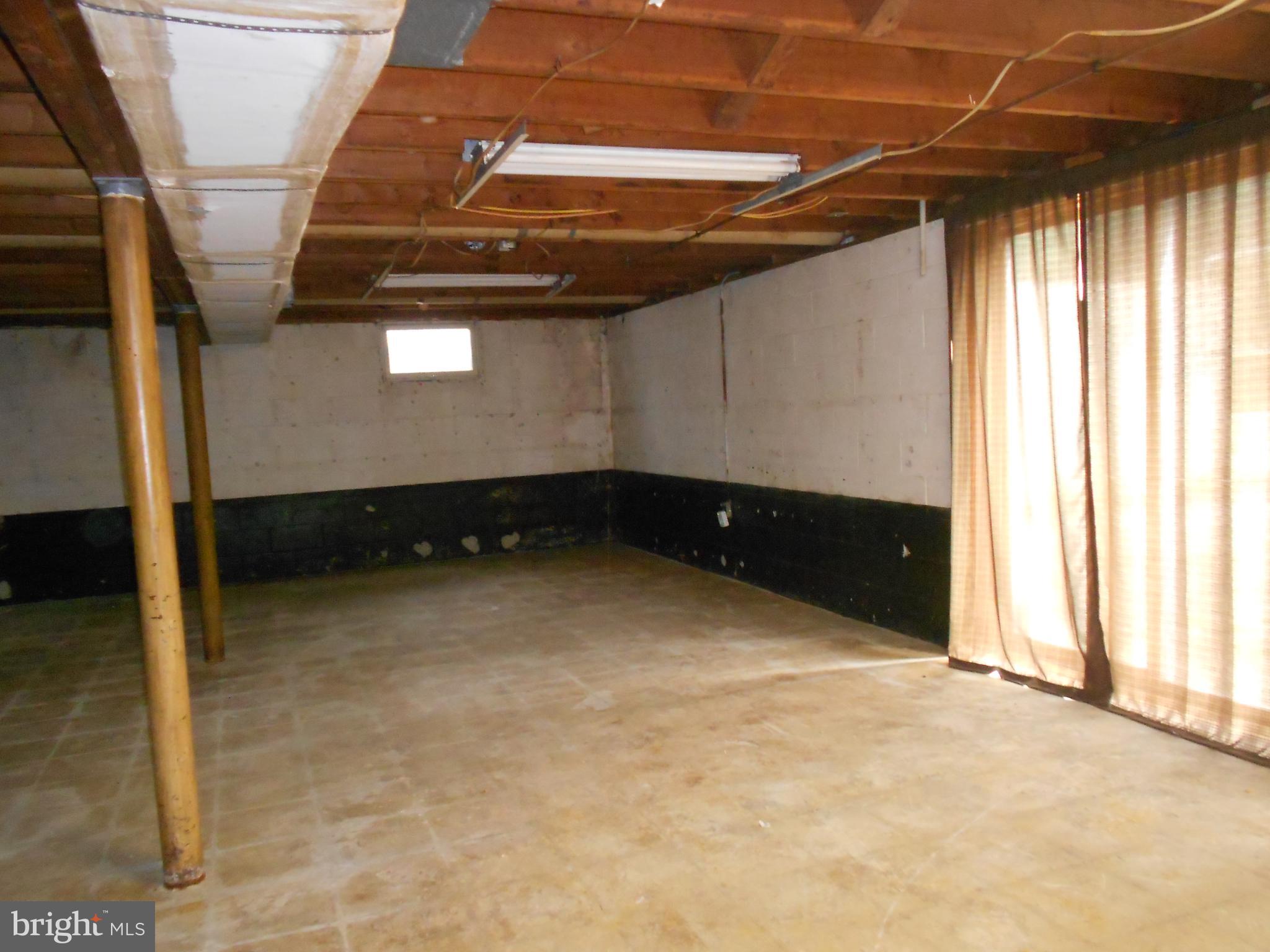 FAIRMONT - Residential