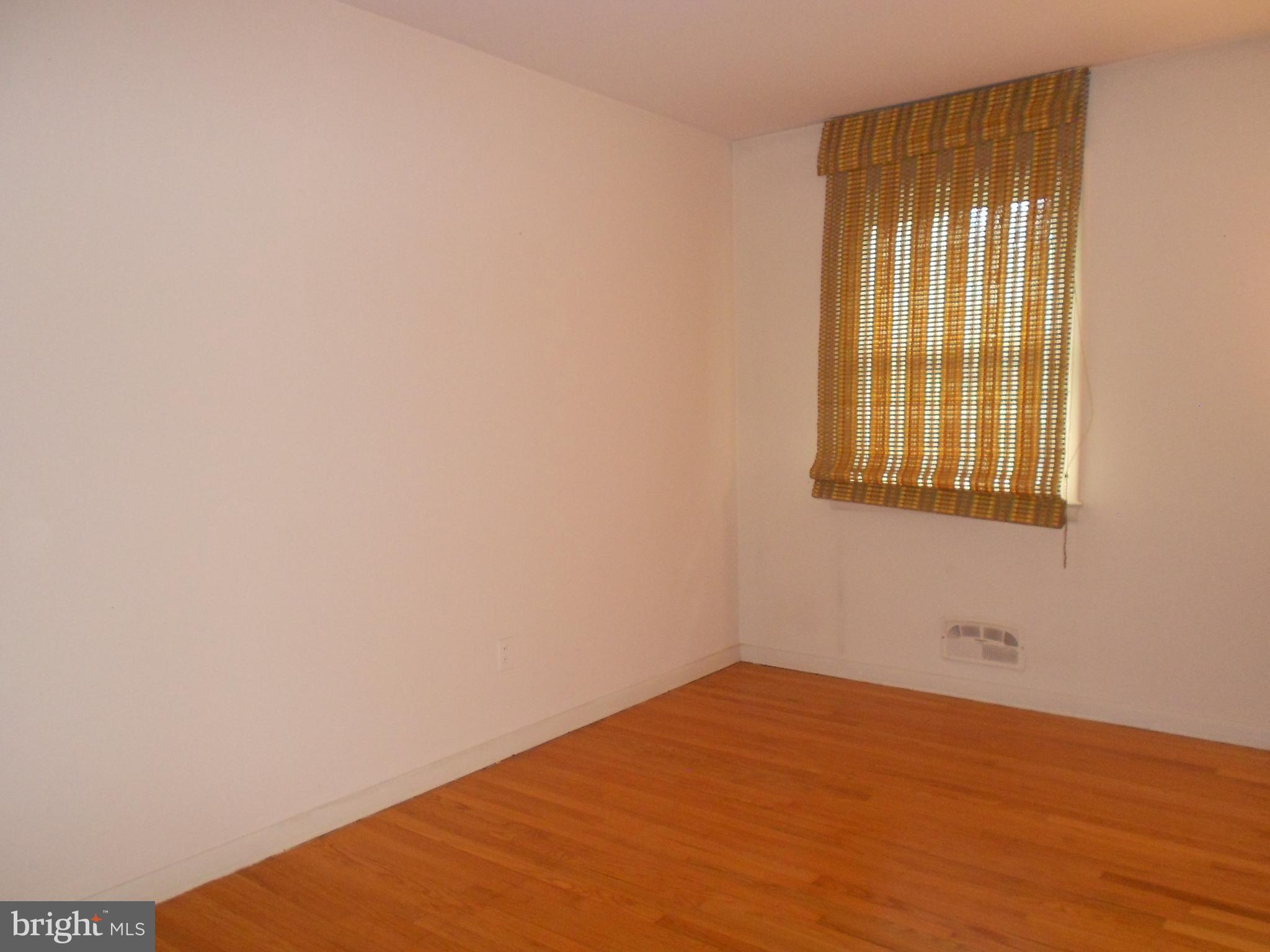 FAIRMONT - Residential