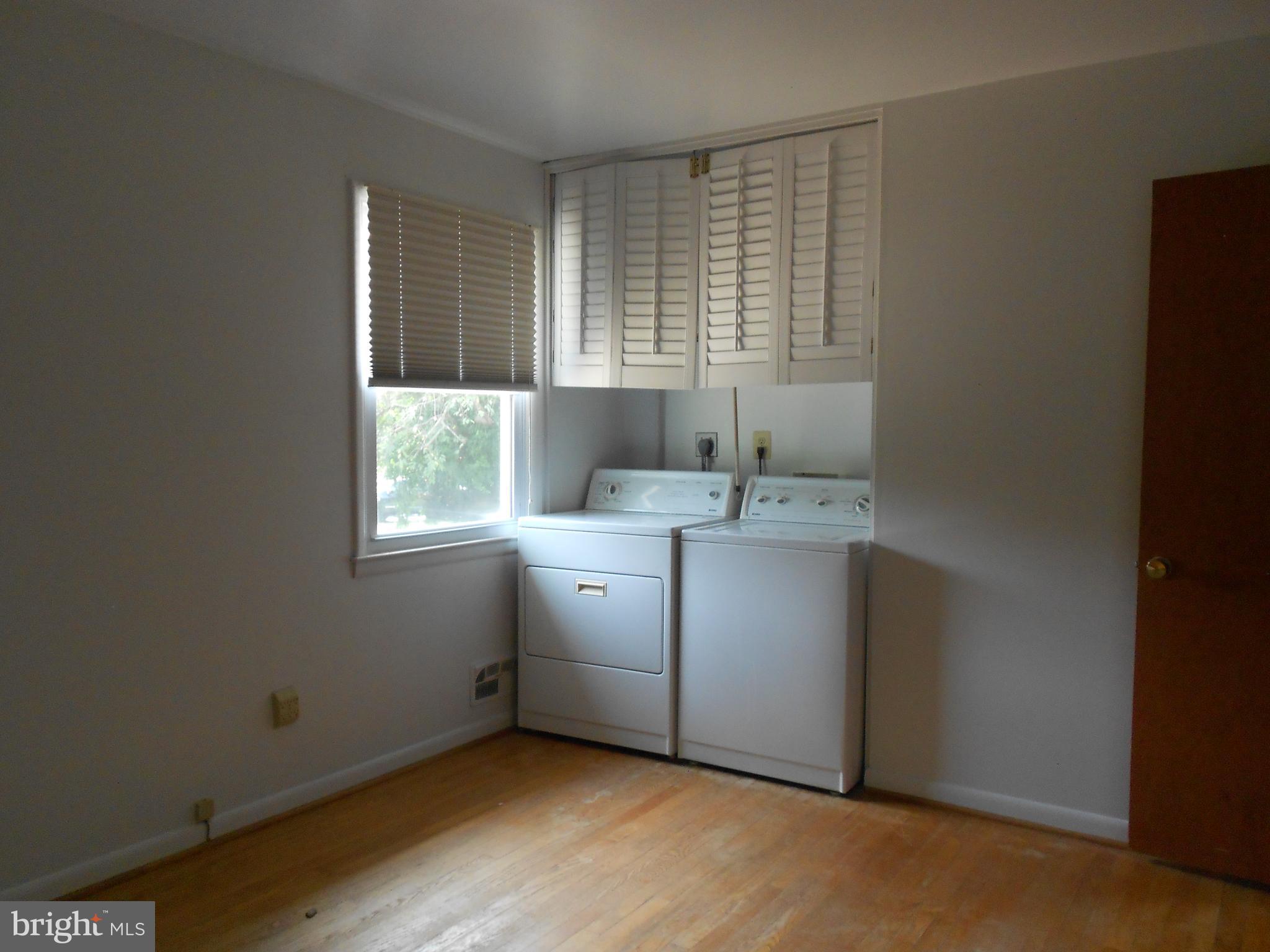 FAIRMONT - Residential