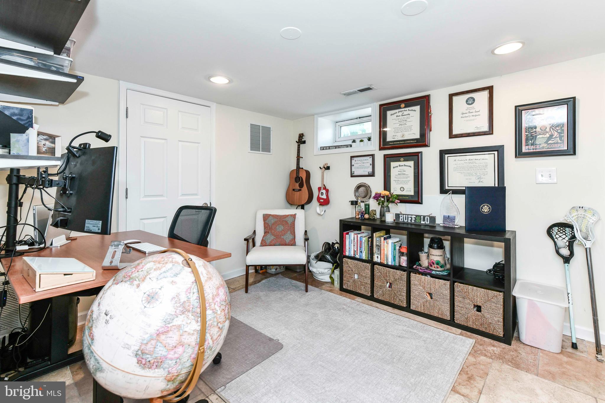 FOXCROFT HEIGHTS - Residential Lease