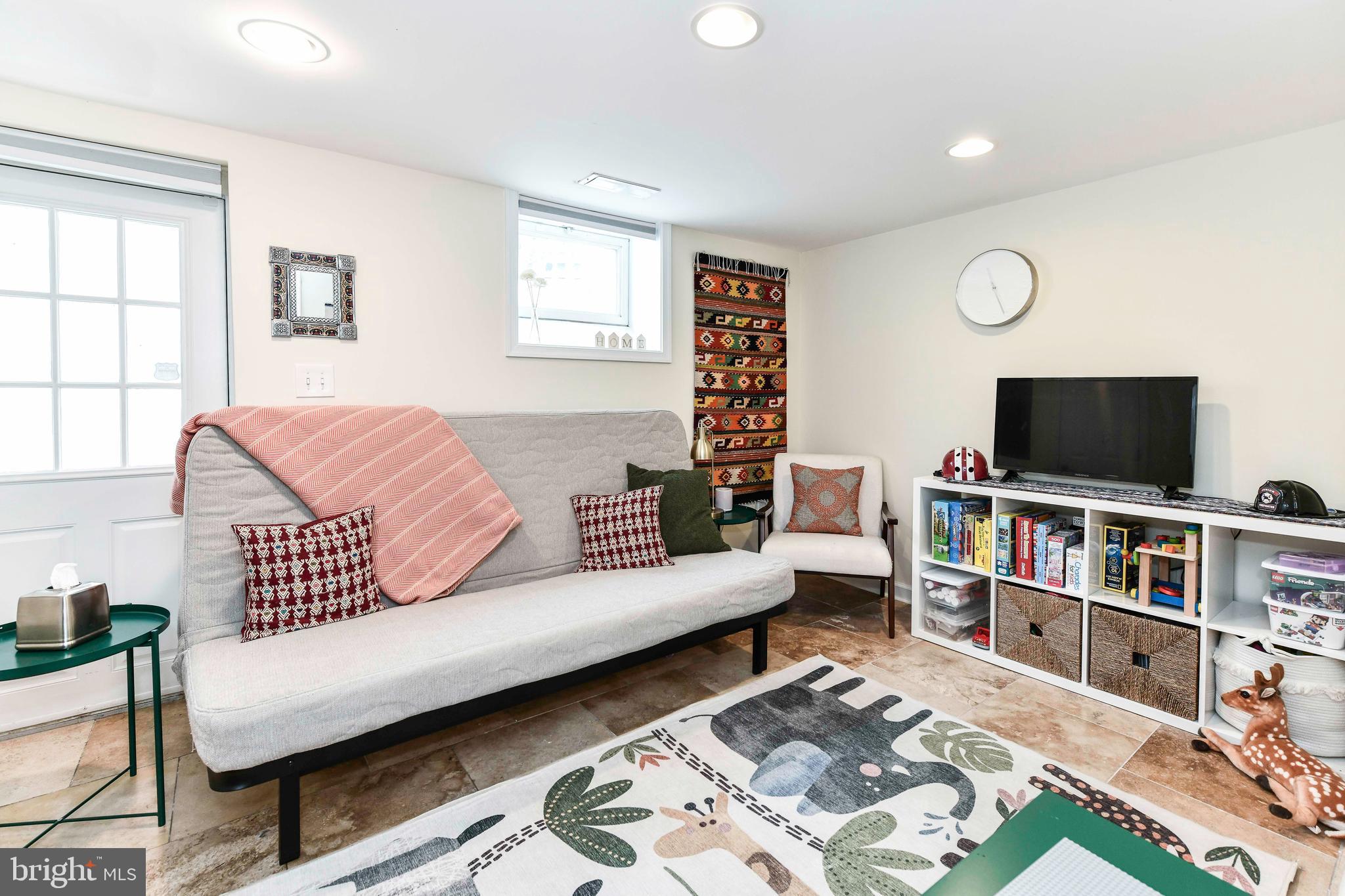 FOXCROFT HEIGHTS - Residential Lease