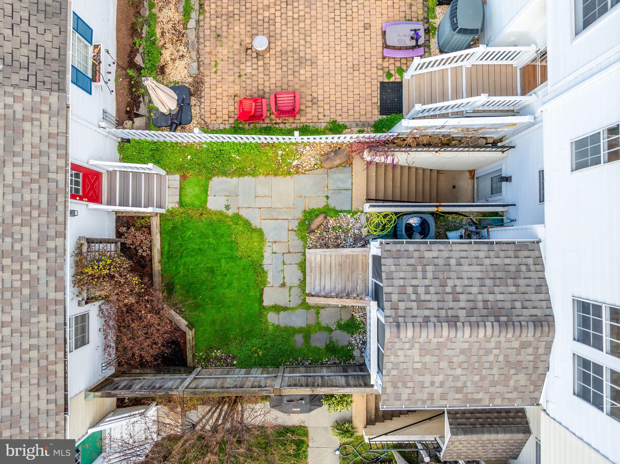 BELMONT GREENE - Residential