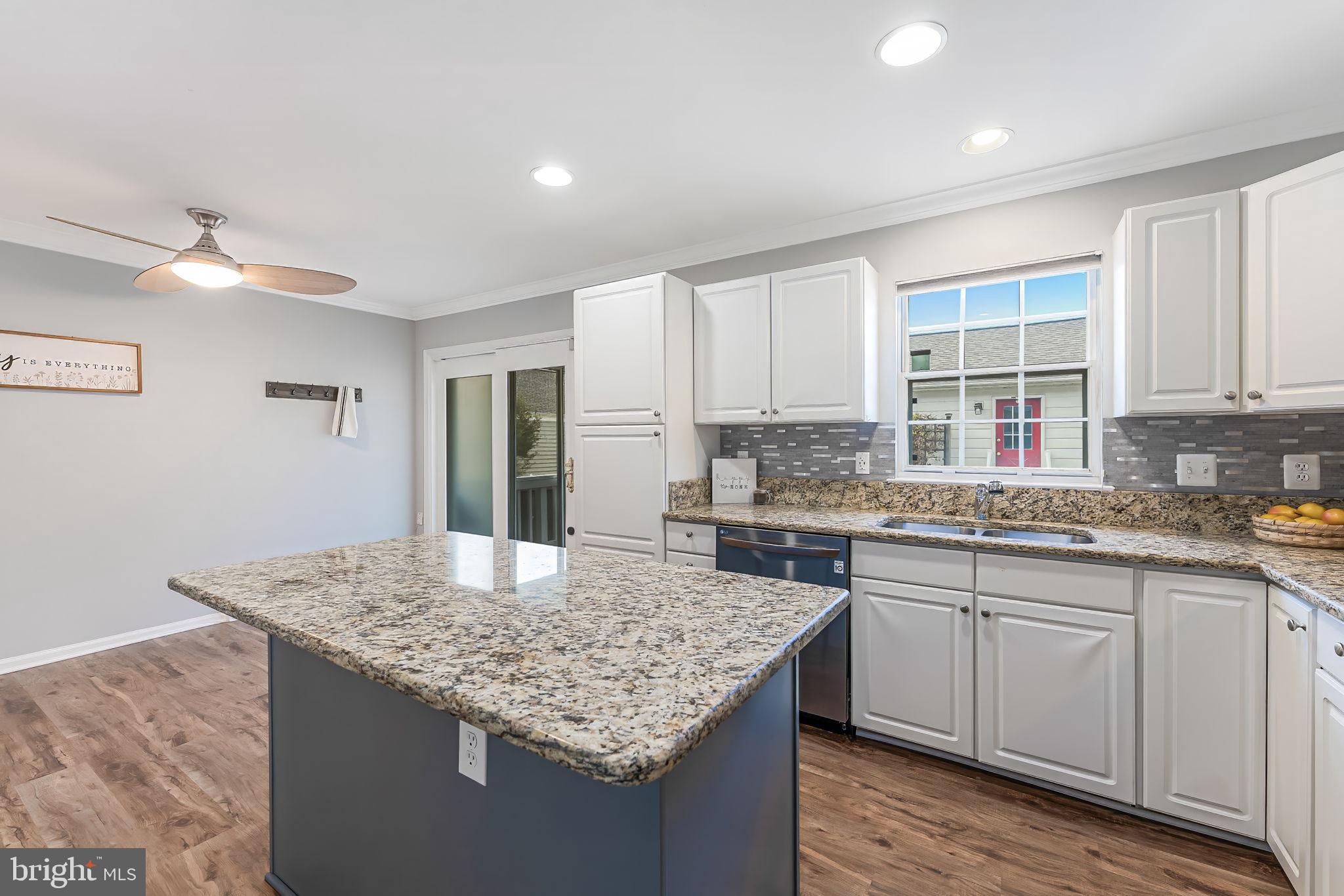 BELMONT GREENE - Residential