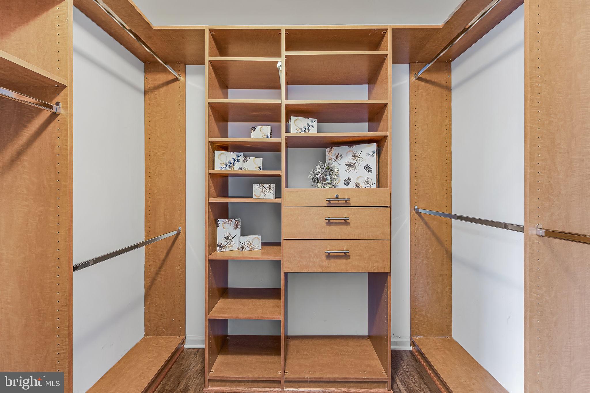 BELMONT GREENE - Residential